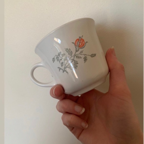 Set of Floral teacups - Picture 3 of 4